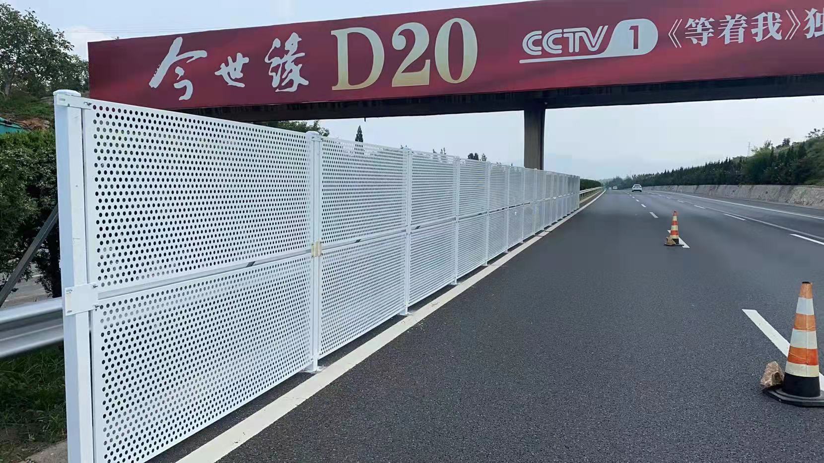 亚洲AV无码乱码国产麻豆穿越