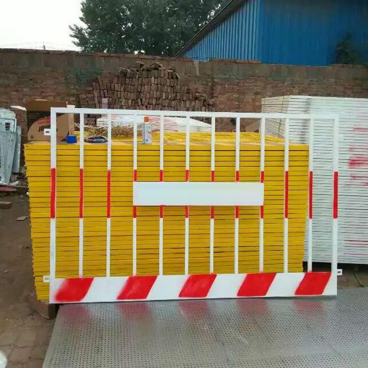 亚洲AV无码乱码国产麻豆穿越